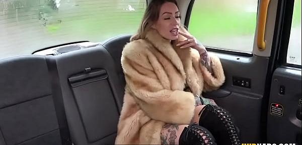 Ava Austen gives rimjob to that fake taxi driver